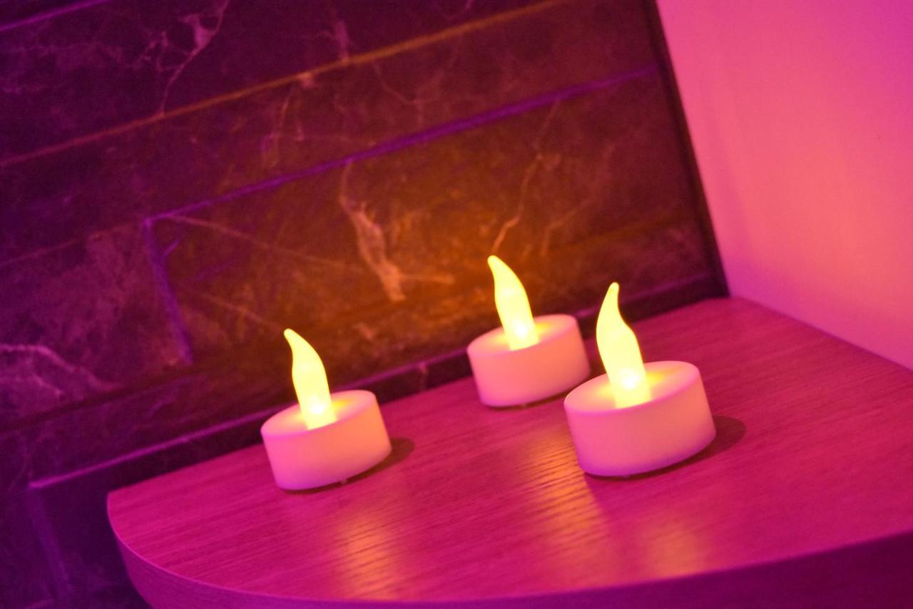 Spa Privatif Love Room, Le Hammam Et Bulles, Chez Nuits Chartraines Chartres Kültér fotó