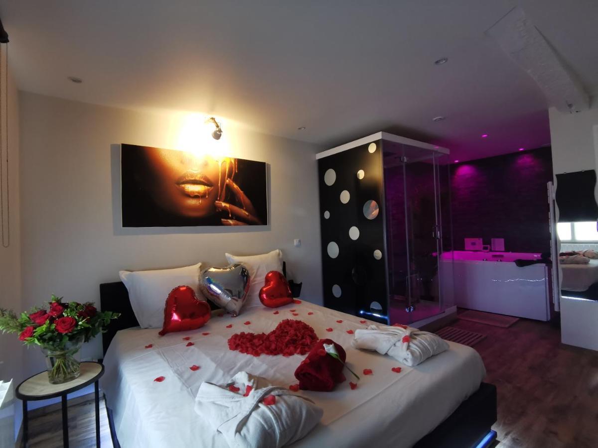 Spa Privatif Love Room, Le Hammam Et Bulles, Chez Nuits Chartraines Chartres Kültér fotó