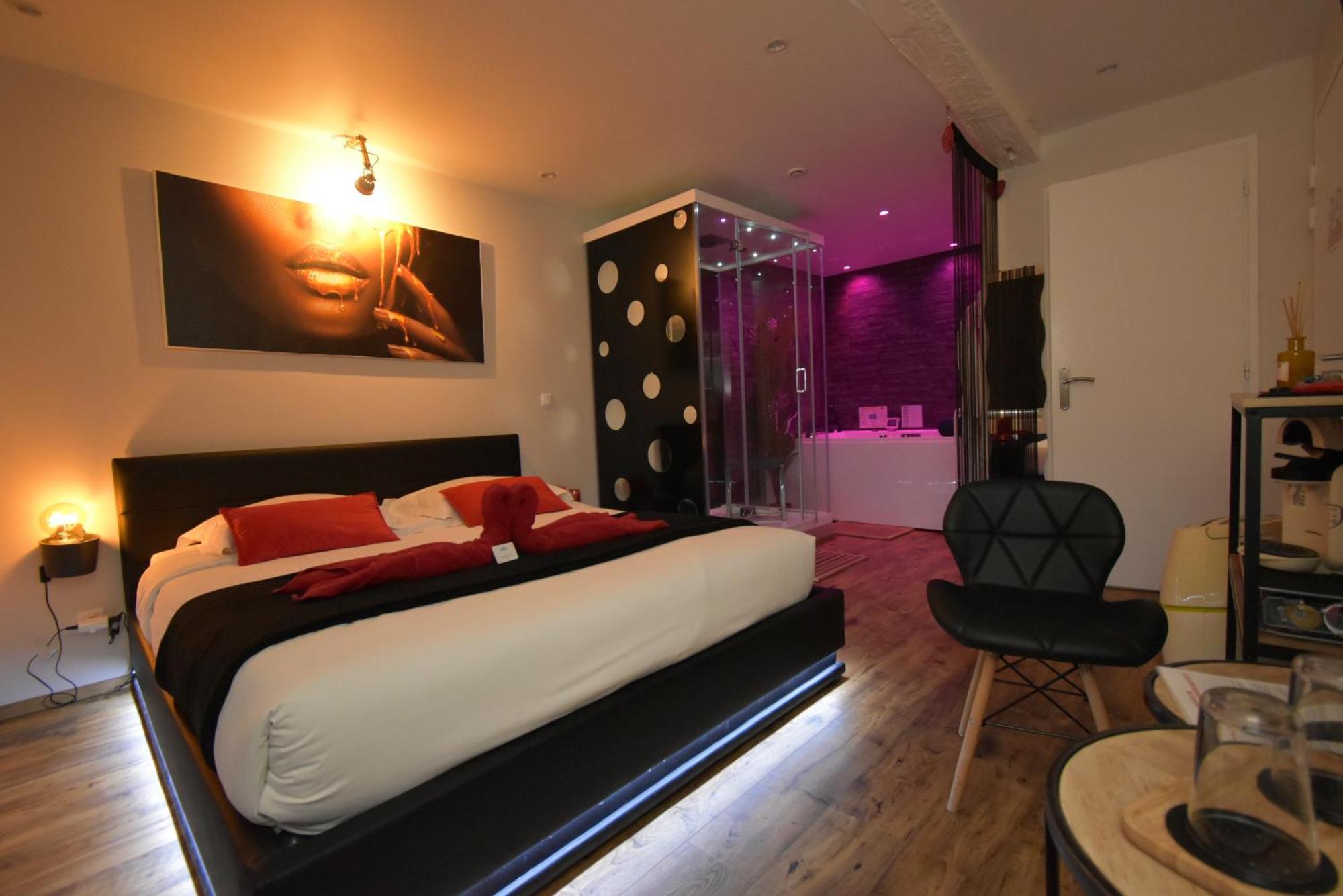 Spa Privatif Love Room, Le Hammam Et Bulles, Chez Nuits Chartraines Chartres Kültér fotó